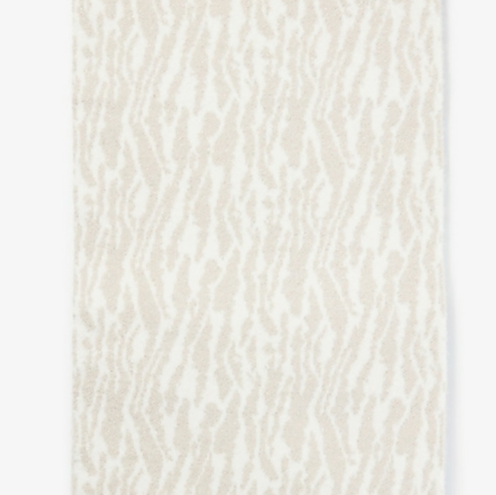 Express Tiger Oblong Scarf & Matching Beanie Set
